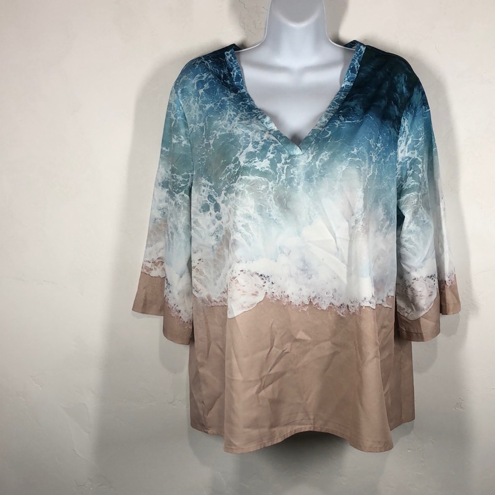 Noracora beachy blouse size medium